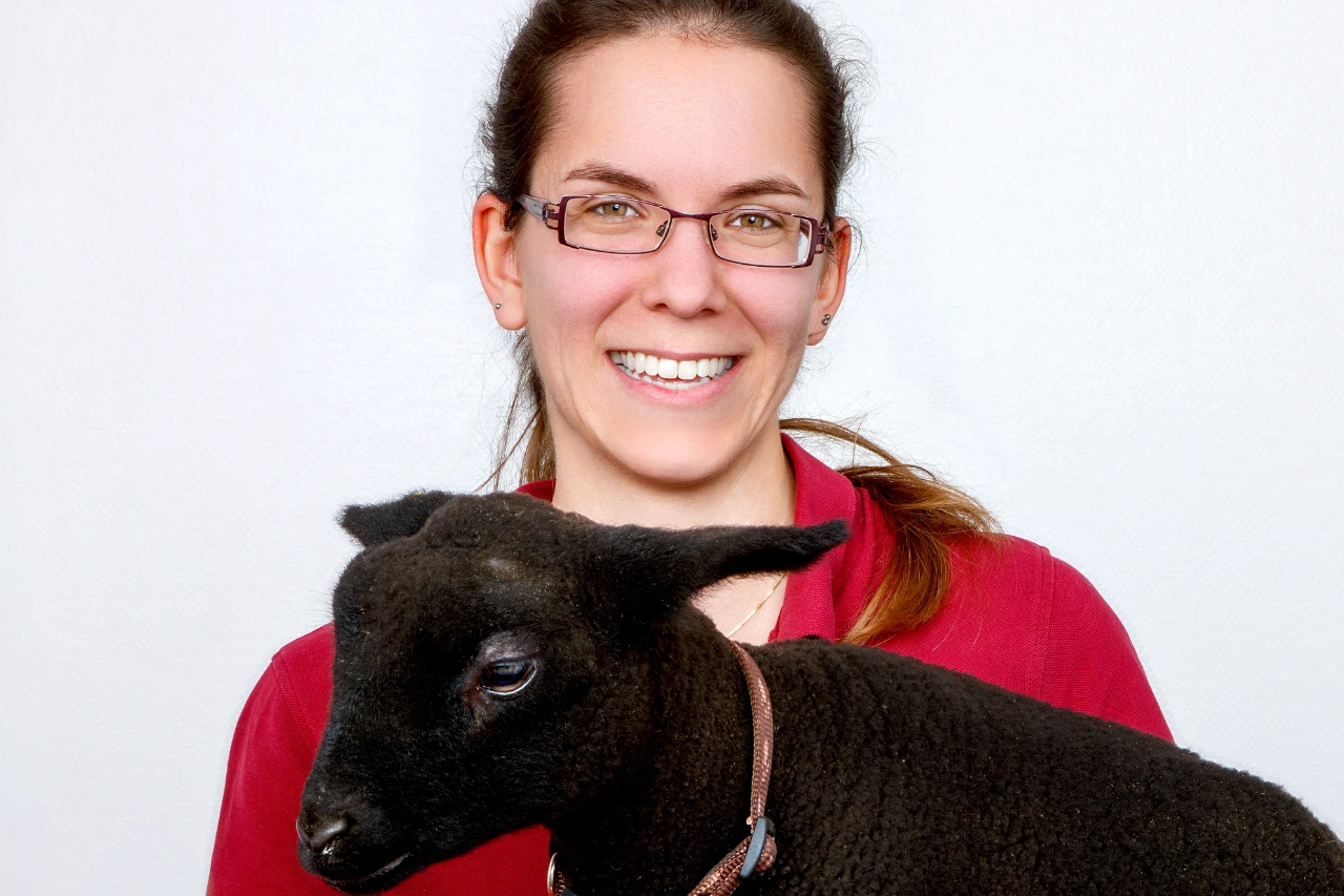 Koestli Christina – Dr.med.vet. Christina Koestli-Felber – Tierklinik Lindenhof