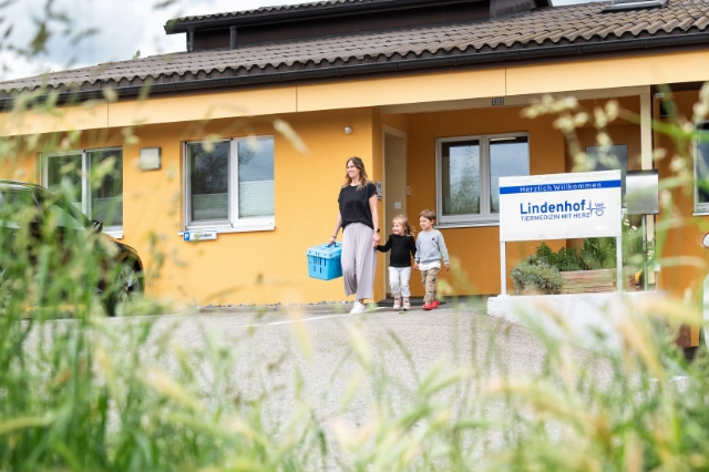 Tierklinik Lindenhof in Bischofszell | Kompetente Tierärzt:innen, moderne Ausstattung & Notfalldienst für Kleintiere, Nutztiere und Pferde. Jetzt Termin vereinbaren!